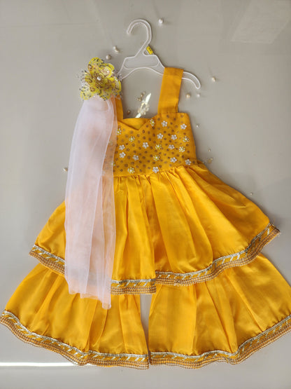 yellow-haldi-dress-for-girls.jpg